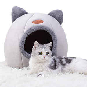 SnuggleNest™ Winter Cave Bed for Cats & Small Dogs - FurVenity